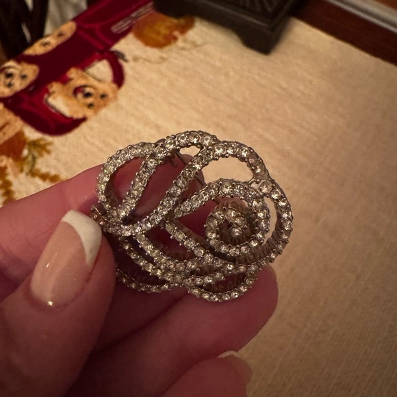 Elegant Silver and Rhinestone  Rose Brooch - Picture 2 of 4